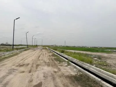 Road and waterfront plot infrastructure at New Parkview Extension Ikoyi
